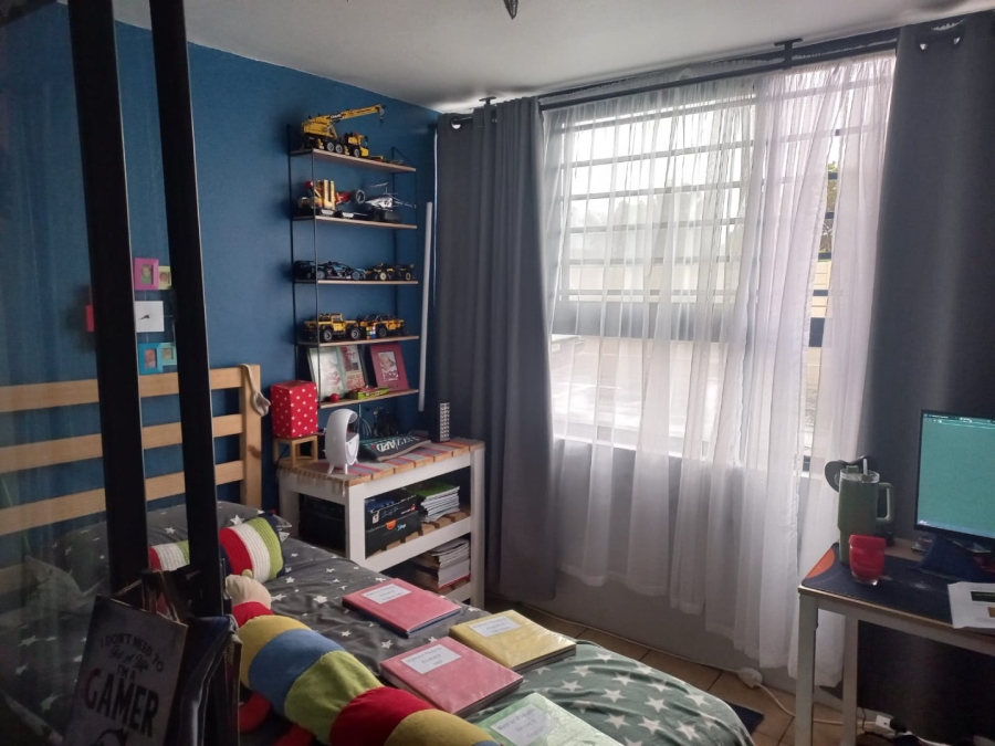 2 Bedroom Property for Sale in Gansbaai Central Western Cape